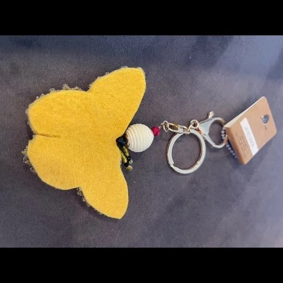 Rhinestone And Beaded White Butterfly Key Chain - Picture 3 of 3